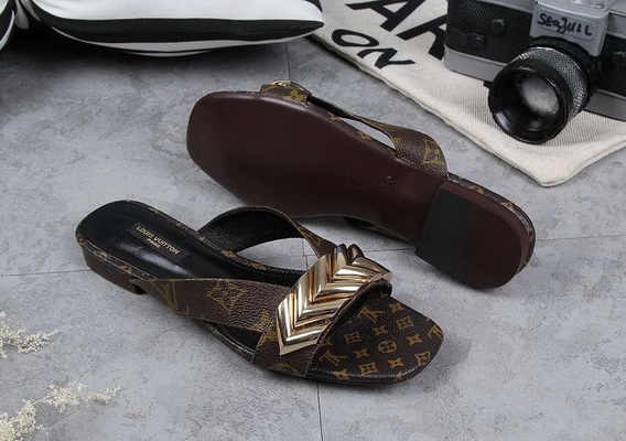 LV Slippers Women--014